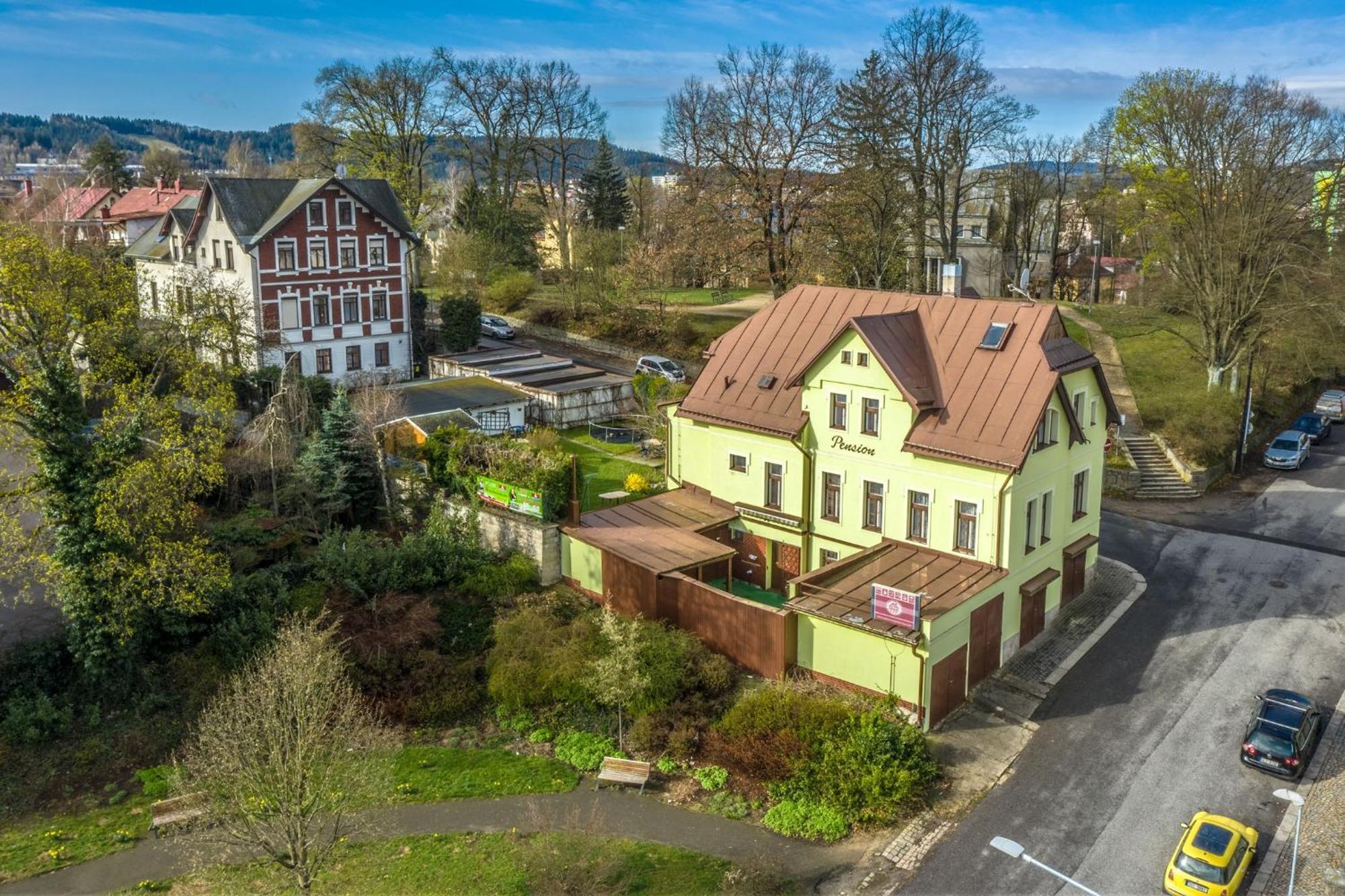 Penzion Pokorny Jablonec nad Nisou Bagian luar foto